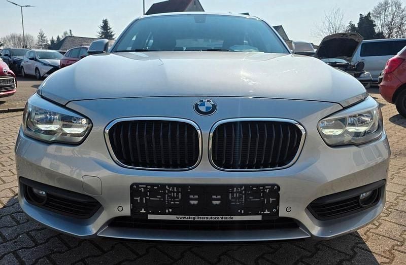 Gebraucht BMW 116 Advantage 116 PS (85 kW) 2019 Silber Kleinwagen