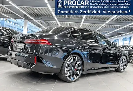 Second-hand BMW i5 Comfort Edition 442 kW (601 CP) 2024 Negru Berlinǎ