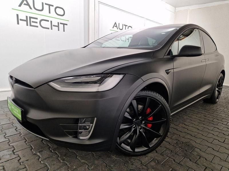 Schwarz matt (metallic) Gebraucht 2020 Tesla Model X Performance SUV | 49.750 € (Fairer Preis) - Bild 1/4
