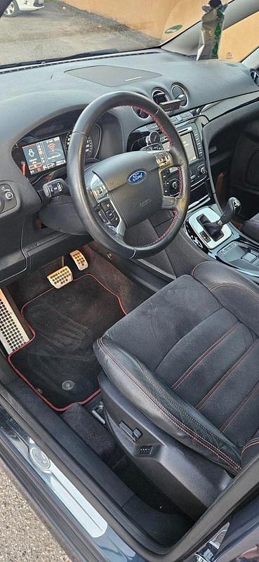 Gebraucht Ford S-MAX Titanium S 239 PS (175 kW) 2013 Grau Van / Kleinbus