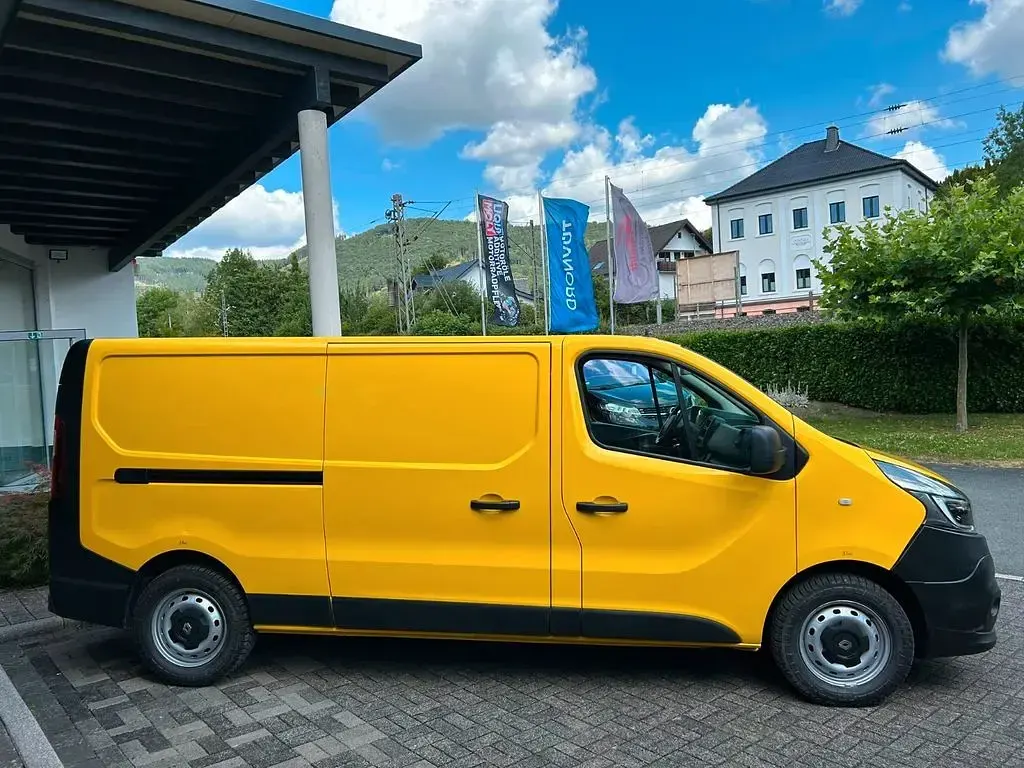 Gebraucht Renault Trafic 120 PS (88 kW) 2020 Van / Kleinbus