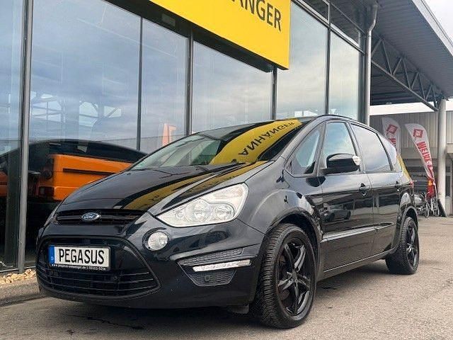 Gebraucht Ford S-MAX Business Edition 140 PS (102 kW) 2013 Schwarz Van / Kleinbus