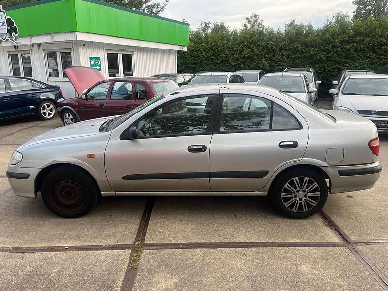 Silber Gebraucht 2001 Nissan Almera Limousine | 800 € (Guter Preis) - Bild 1/4