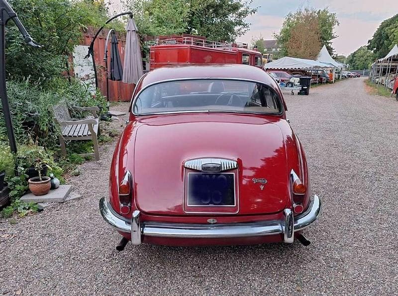 Gebraucht Jaguar MK II 140 PS (102 kW) 1969 Rot Limousine