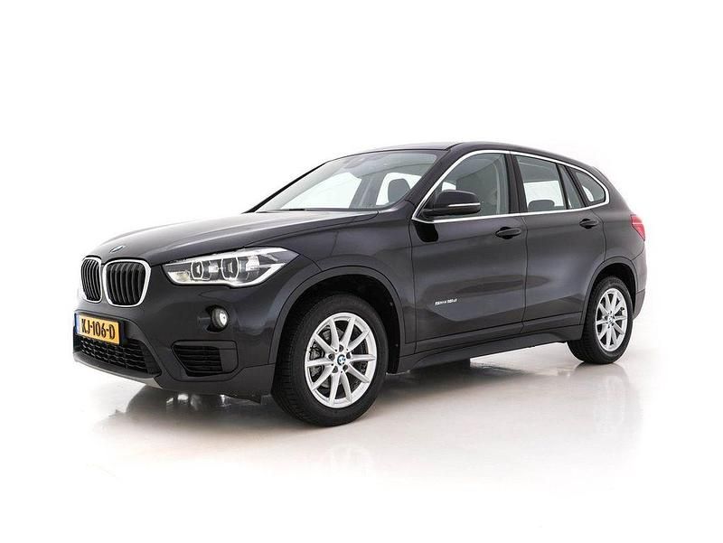 Gebraucht BMW X1 Executive 116 PS (85 kW) 2016 Schwarz SUV