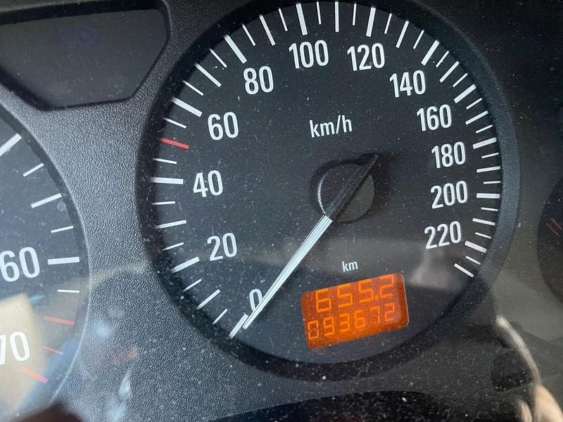 Gebraucht Opel Astra 84 PS (61 kW) 2002 Limousine