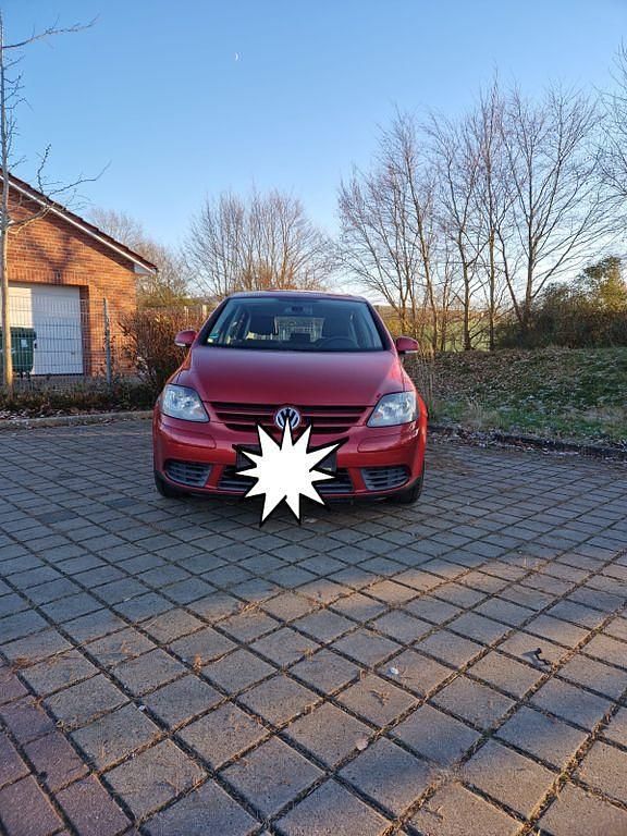 Rot Gebraucht 2006 VW Golf Plus Cross Sportline Van / Kleinbus | 1.950 € (Guter Preis) - Bild 1/4