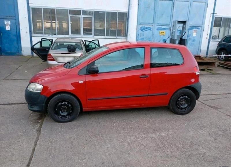 Usado VW Fox 86 HP (63 kW) 2010 Vermelho Citadino