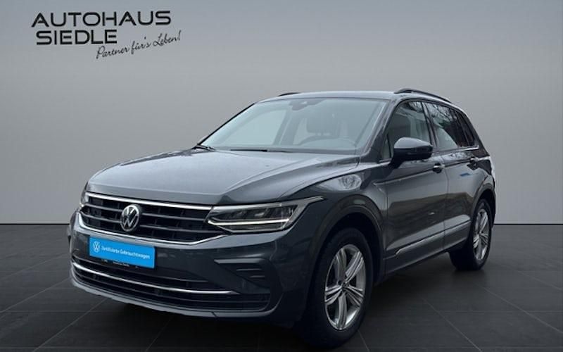Gebraucht VW Tiguan Allspace Life 150 PS (110 kW) 2022 Silbern SUV
