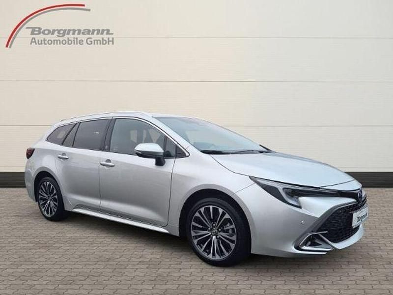 Gebraucht Toyota Corolla Team 140 PS (102 kW) 2024 Silber Kombi