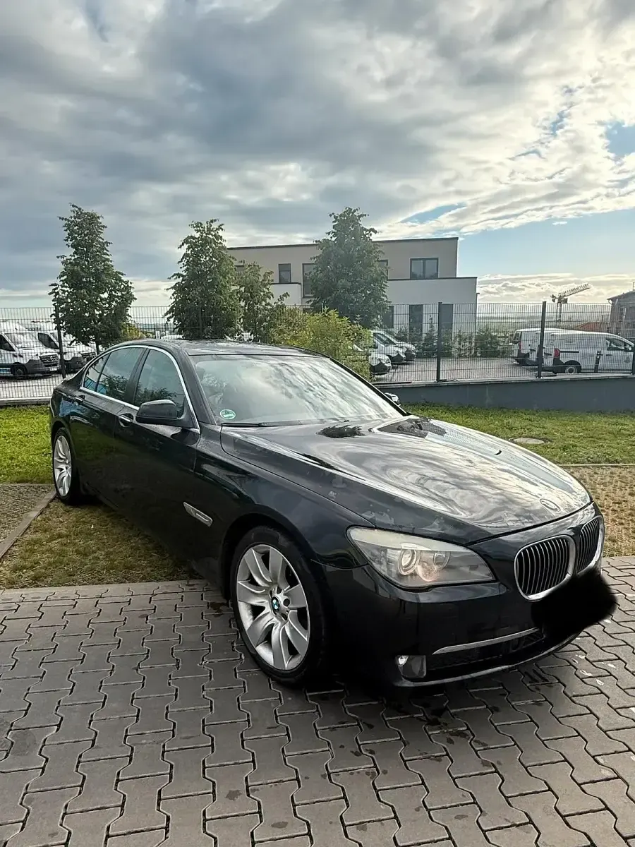 Gebraucht BMW 730 245 PS (180 kW) 2009 Schwarz Limousine