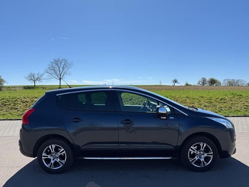 Gebraucht Peugeot 3008 Style 114 PS (83 kW) 2013 Blau Kombi