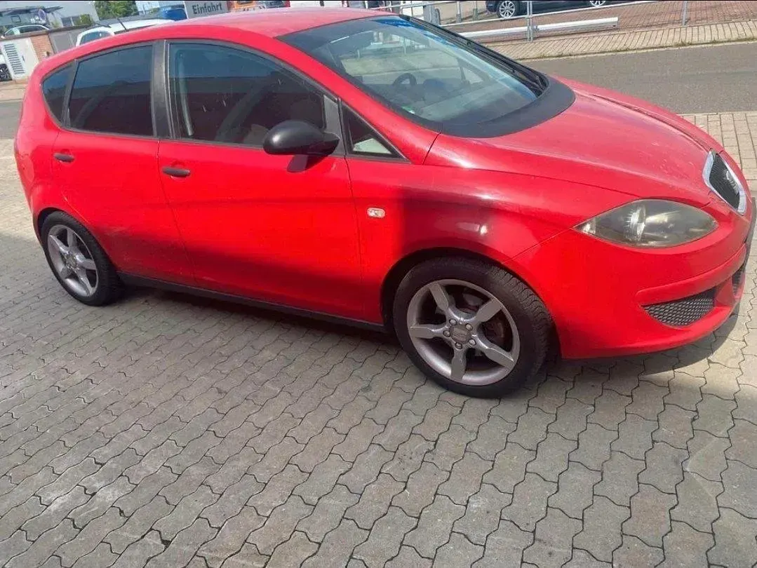 Gebraucht Seat Altea 105 PS (77 kW) 2004 Rot Van / Kleinbus