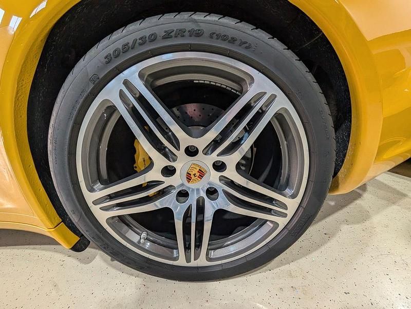 Gebraucht Porsche 911 Targa 4S 355 PS (261 kW) 2013 Gelb Cabrio