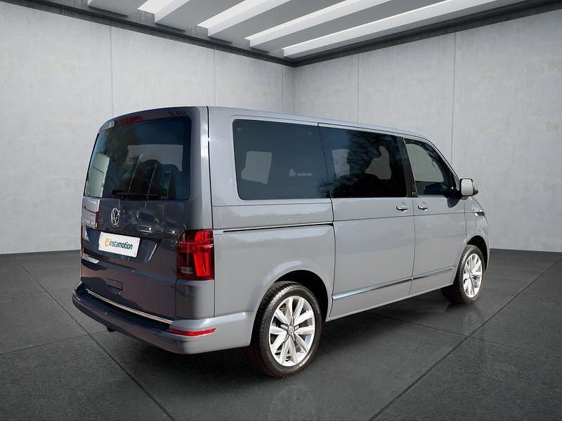 Gebraucht VW Transporter 150 PS (110 kW) 2021 Grau Van