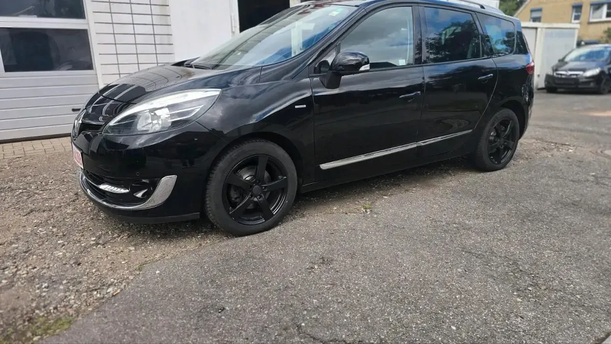 Gebraucht Renault Scénic III 131 PS (96 kW) 2013 Schwarz Van / Kleinbus