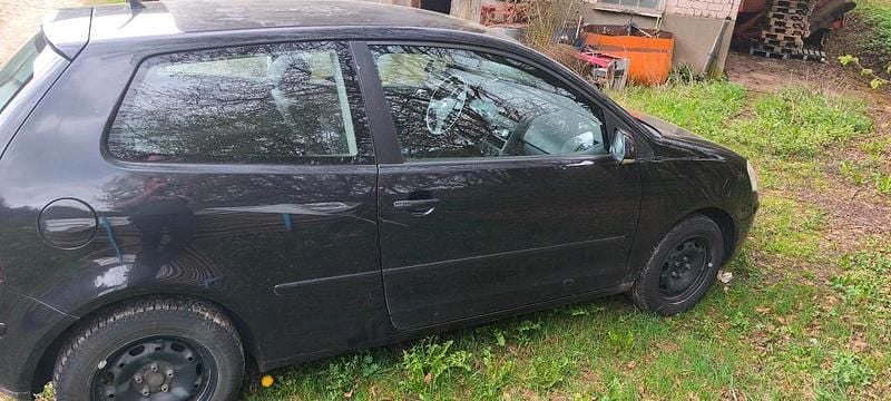 Used VW Polo 80 HP (58 kW) 2007 Black Hatchback