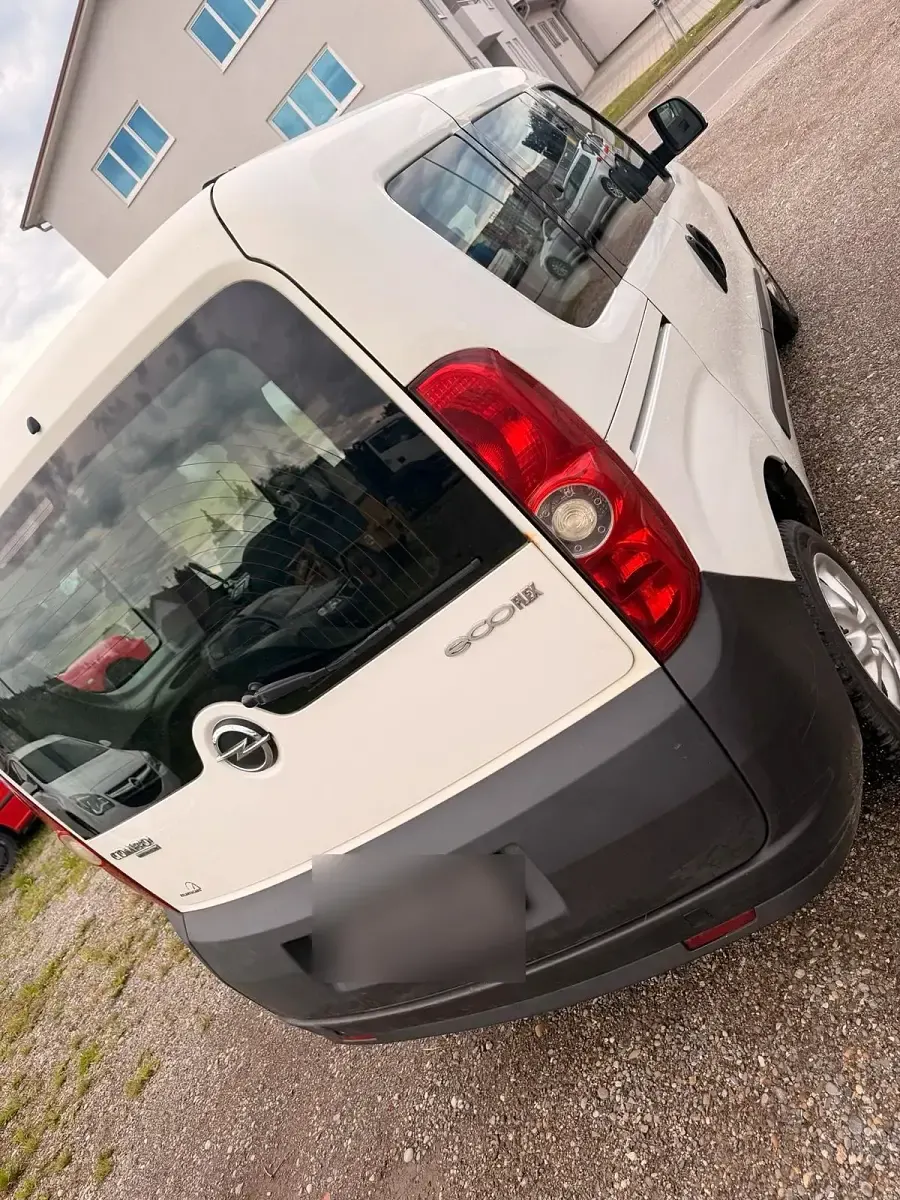 Gebraucht Opel Combo 100 PS (73 kW) 2014 Weiß Van / Kleinbus