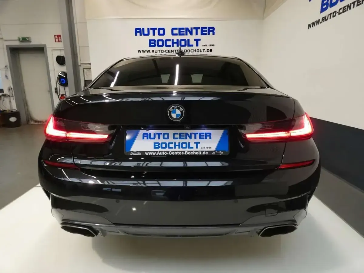 Używany BMW M340 Performance 340 KM (250 kW) 2022 Czarny Sedan/Limuzyna