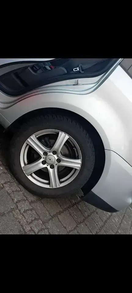 Gebraucht VW Touran 140 PS (102 kW) 2005 Van / Kleinbus