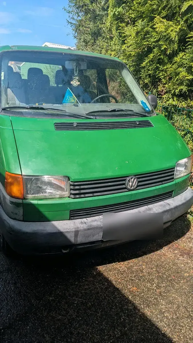 Gebraucht VW T4 68 PS (50 kW) 2001 Grün Van