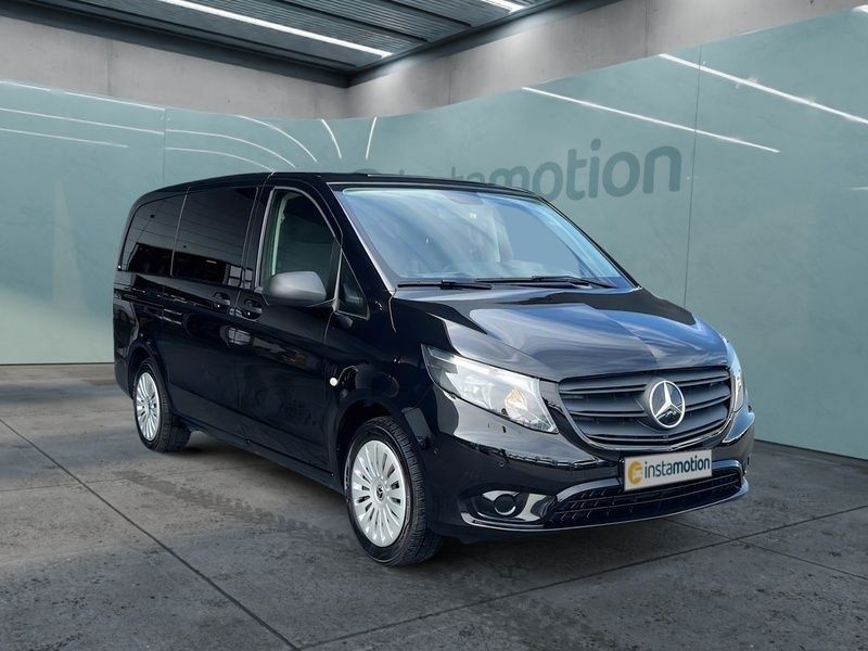 Schwarz Gebraucht 2023 Mercedes Vito Van / Kleinbus | 47.300 € - Bild 1/4