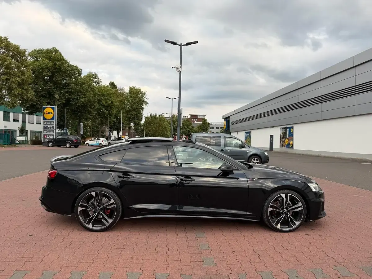 Gebraucht Audi A5 Sportback S-Line 150 PS (110 kW) 2021 Schwarz Kleinwagen