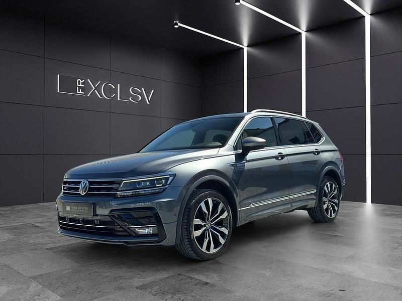 Grau Gebraucht 2019 VW Tiguan Allspace Highline SUV | 29.500 € (Teuer) - Bild 1/4