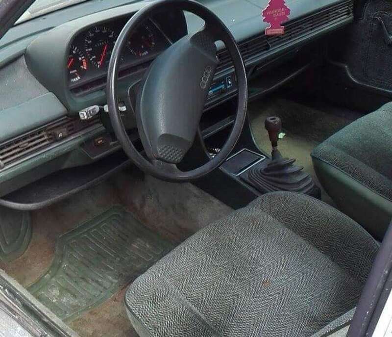 Weiß Gebraucht 1980 Audi 100 | 3.000 € - Bild 1/4