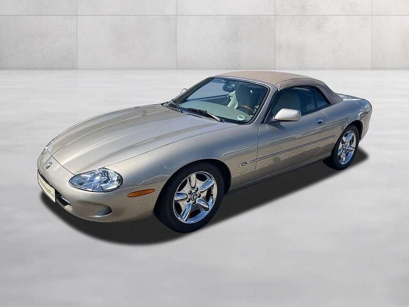 Gebraucht Jaguar XK8 284 PS (208 kW) 1997 Gold Cabrio