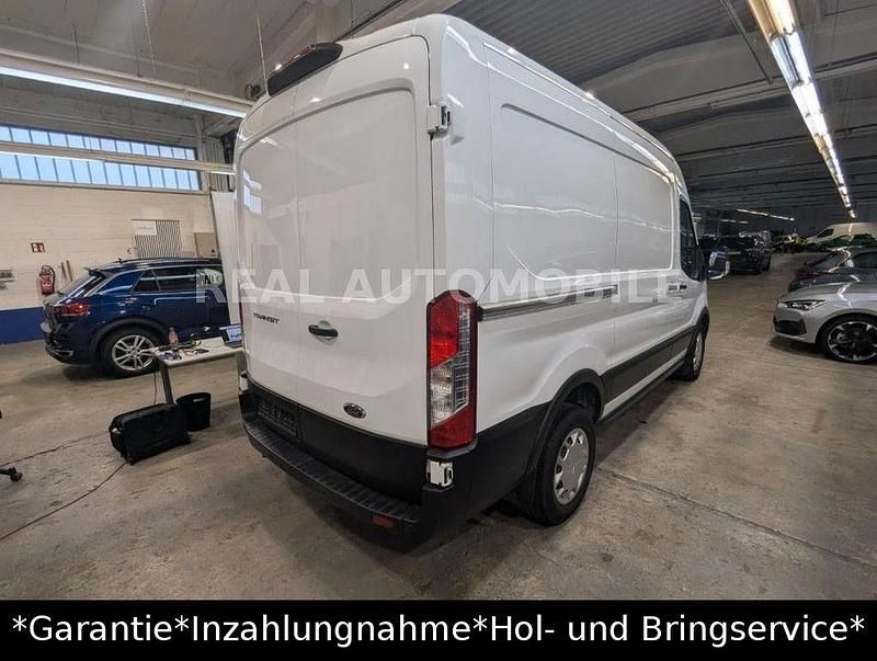 Gebraucht Ford Transit 131 PS (96 kW) 2021 Weiß Van / Kleinbus
