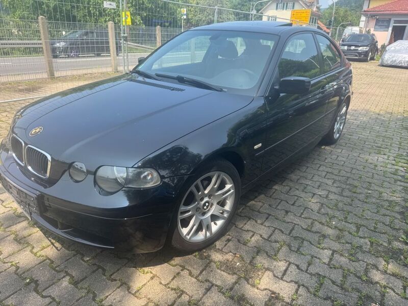 Schwarz Gebraucht 2002 BMW 316 Compact M Sport Kleinwagen | 2.990 € (Fairer Preis) - Bild 1/4