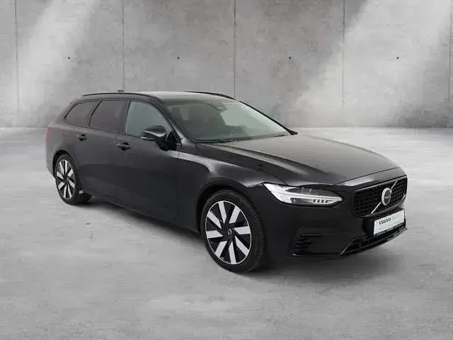 Gebraucht Volvo V90 Plus 455 PS (334 kW) 2025 Schwarz Kombi