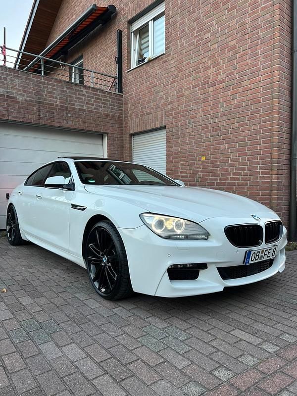 Weiß Gebraucht 2012 BMW 640 Coupé | 21.500 € (Etwas zu teuer) - Bild 1/4