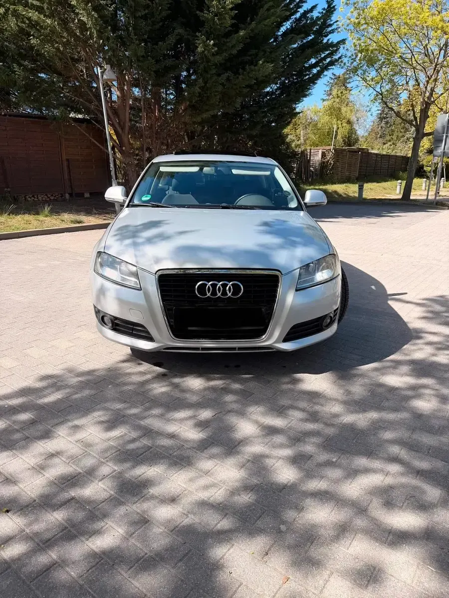 Second-hand Audi A3 160 CP (117 kW) 2009 Argintiu Hatchback