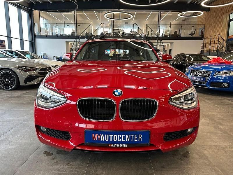 Gebraucht BMW 120 Advantage 184 PS (135 kW) 2013 Rot Kleinwagen