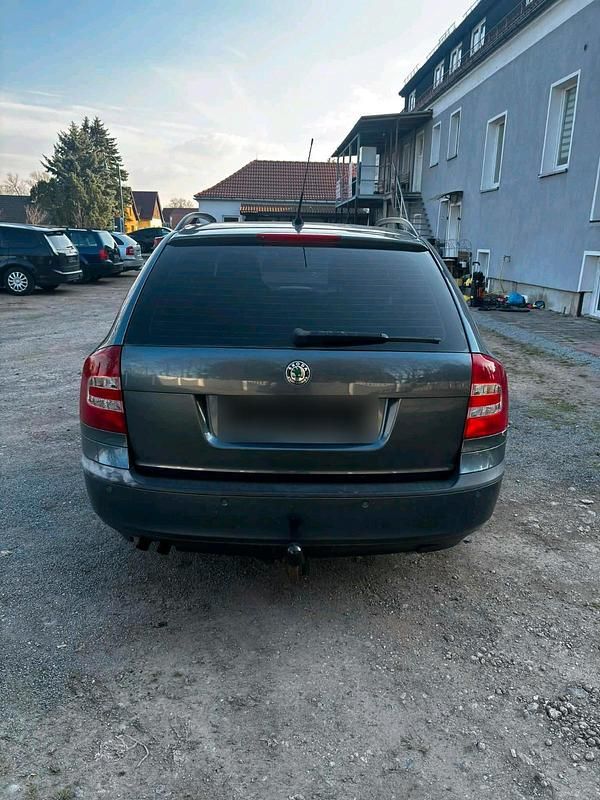 Gebraucht Skoda Octavia 150 PS (110 kW) 2005 Grau Kombi