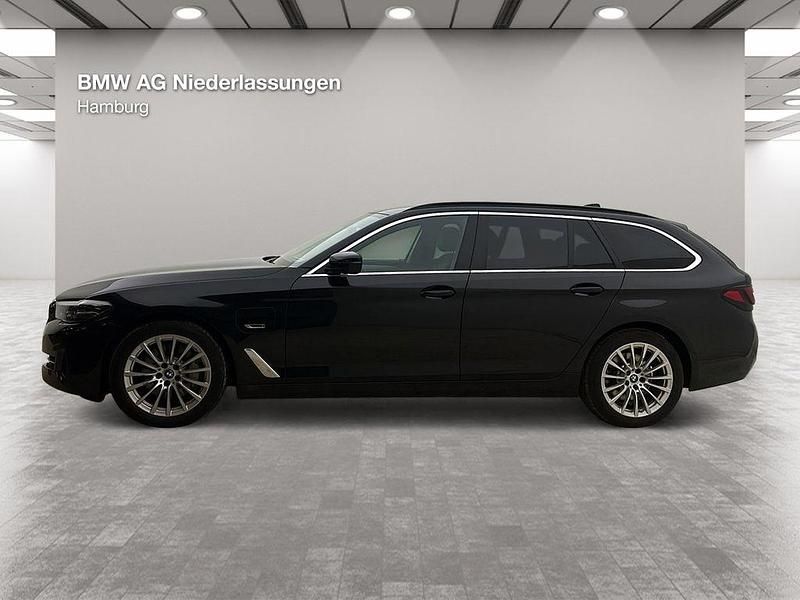 Gebraucht BMW 530e 184 PS (135 kW) 2022 Schwarz Kombi