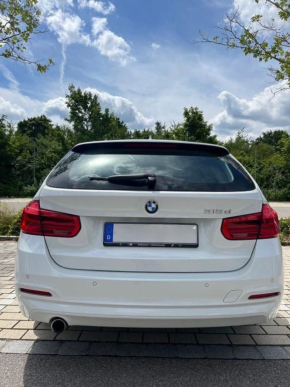 Gebraucht BMW 318 150 PS (110 kW) 2018 Weiß Kombi