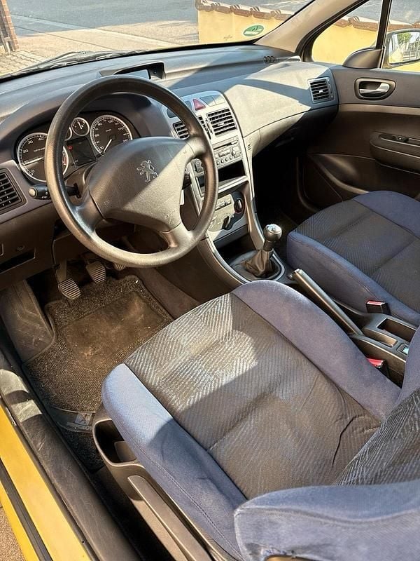 Gold Gebraucht 2006 Peugeot 307 Limousine | 899 € - Bild 1/4