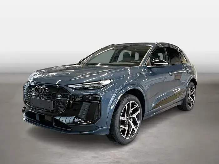 Gebraucht Audi Q6 e-tron Business 225 kW (306 PS) 2026 SUV