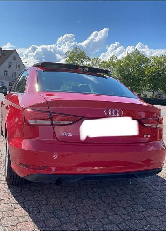 Gebraucht Audi A3 2017 Rot Limousine