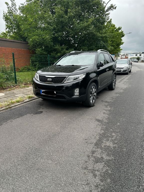 Schwarz Gebraucht 2013 Kia Sorento SUV | 13.900 € (Fairer Preis) - Bild 1/4