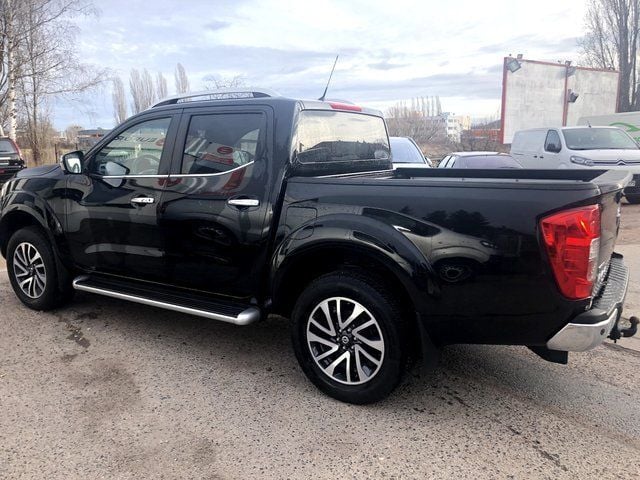 Gebraucht Nissan Navara Tekna 190 PS (139 kW) 2016 Schwarz metallic Abholung