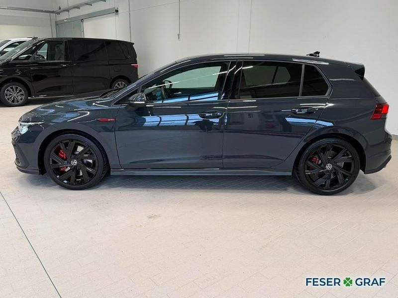 Gebraucht VW Golf VIII GTI 245 PS (180 kW) 2022 Uranograu Limousine