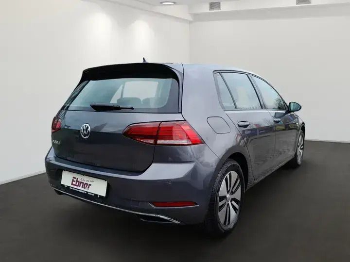 Gebraucht VW e-Golf 100 kW (136 PS) 2019 Grau Kleinwagen