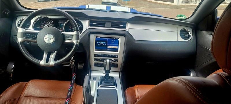 Gebraucht Ford Mustang Premium 305 PS (224 kW) 2013 Coupé