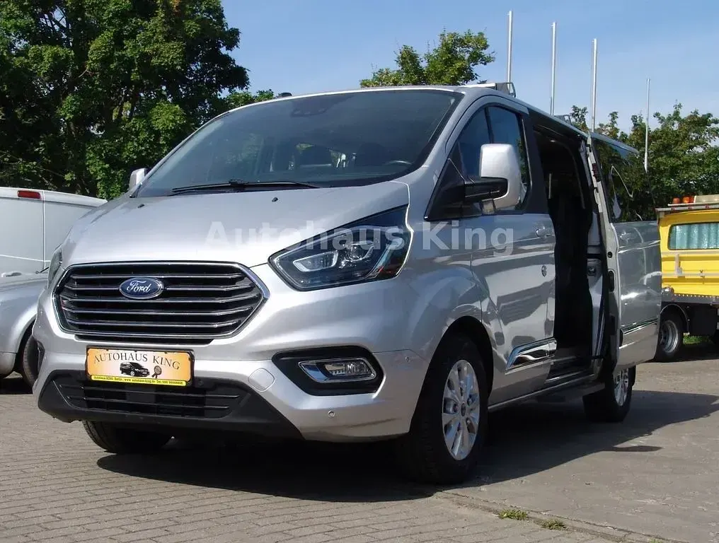 Gebraucht Ford Tourneo Custom Trend 185 PS (136 kW) 2020 Silber Van