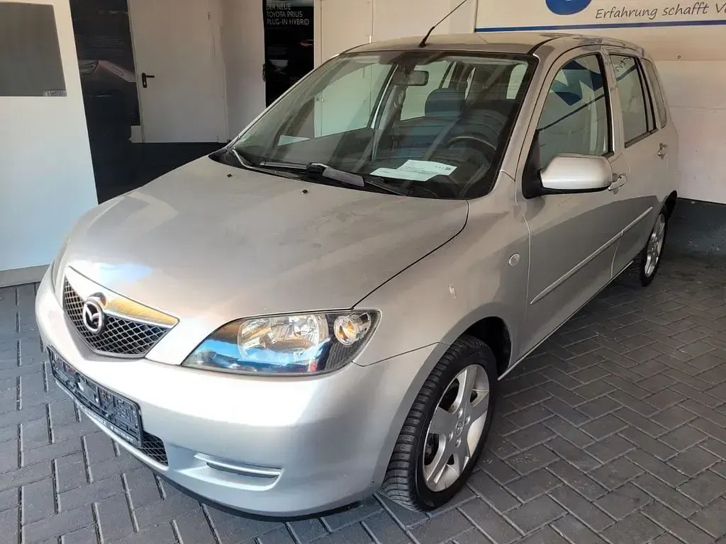 Usata Mazda 2 Active 80 CV (58 kW) 2004 Argento Utilitaria