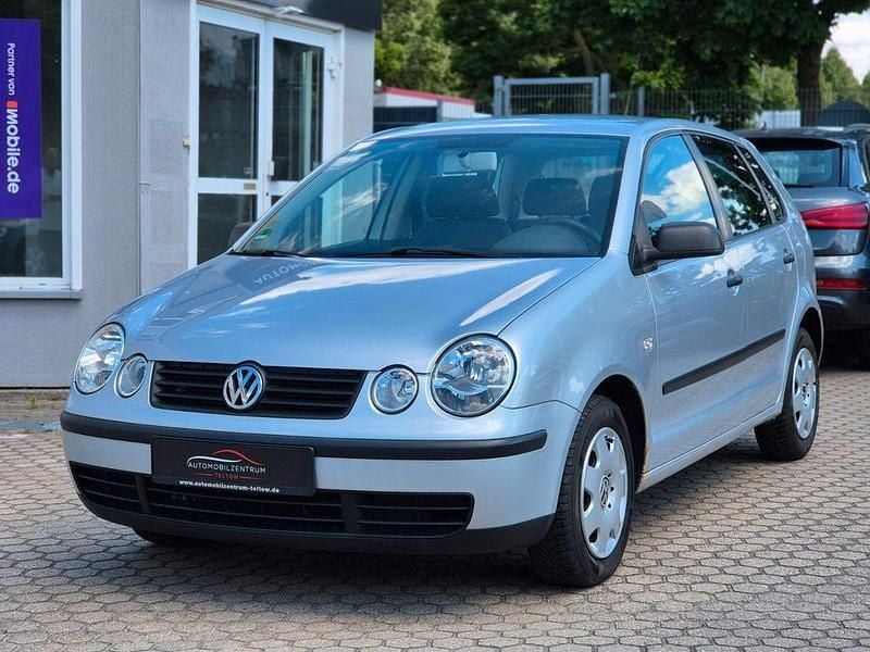 Silber Gebraucht 2004 VW Polo Basis Limousine | 1.350 € (Guter Preis) - Bild 1/4